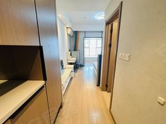 济南高新汉峪减半好房 豪华公寓 无押金 设备齐全 领包入住 汉峪金谷出租房源真实图片