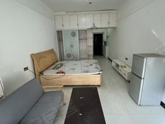 喀什喀什市喀什城区东城万达 中亚商贸城 1室1厅1卫 40平 可短租月付 钥匙出租房源真实图片
