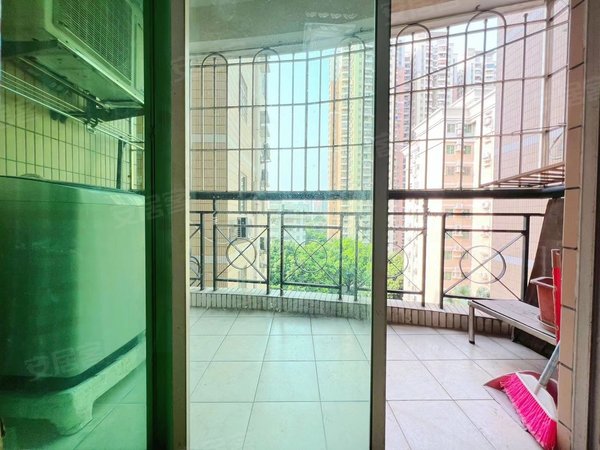 【多图】第二金碧花园,工业大道南租房,急租 金碧电梯两房出租3600