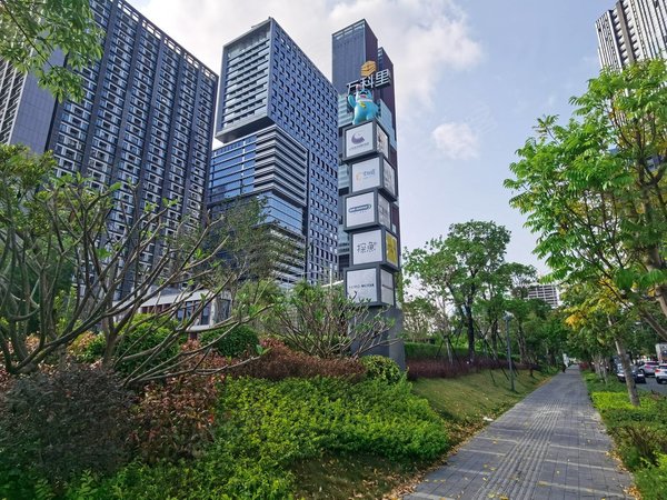 深圳南山西丽万科云城(一三六期)万科云城精选好房,万科云城4房3卫,可