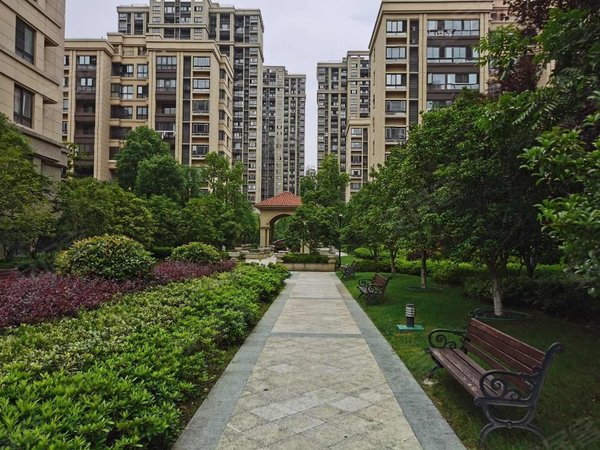 苏州工业园中海海悦花园二区中海!地暖!