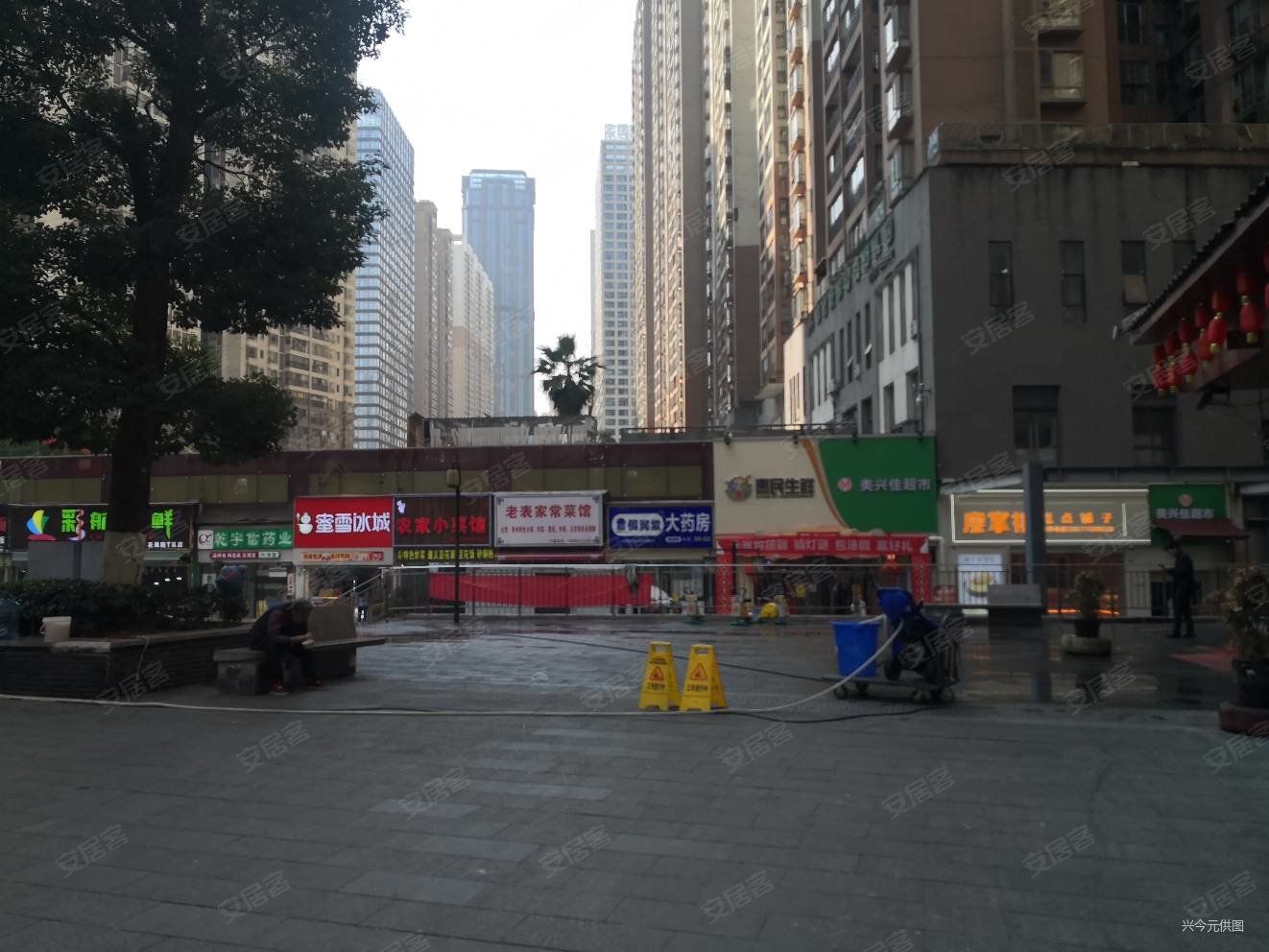 南明区花果园t1区3室两厅1卫精装修