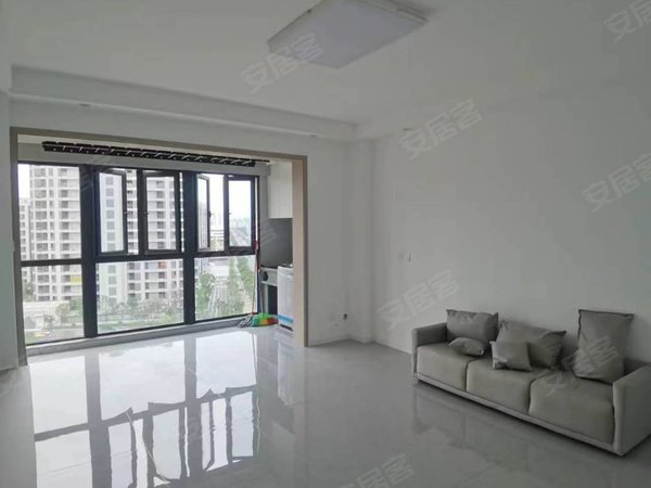 滨海新区地铁旁武夷书香名邸精装3房华山医院出租