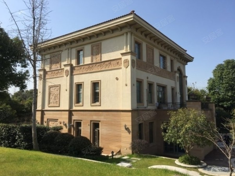 西郊宾馆花园别墅5室4厅5卫350㎡南北4000万