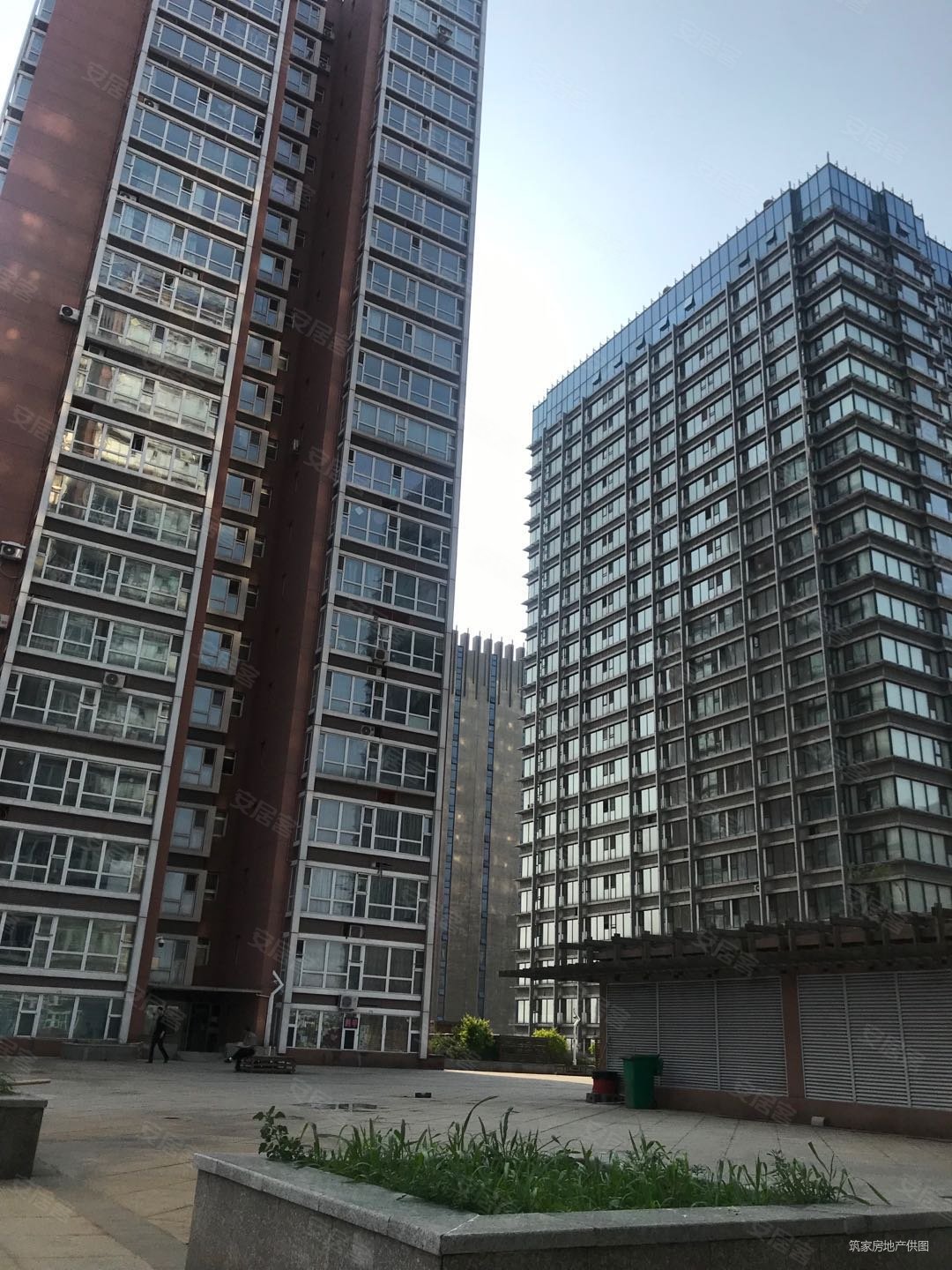 中街 天润公寓 急售25万包税 南向 家电家具全送 喜欢联系