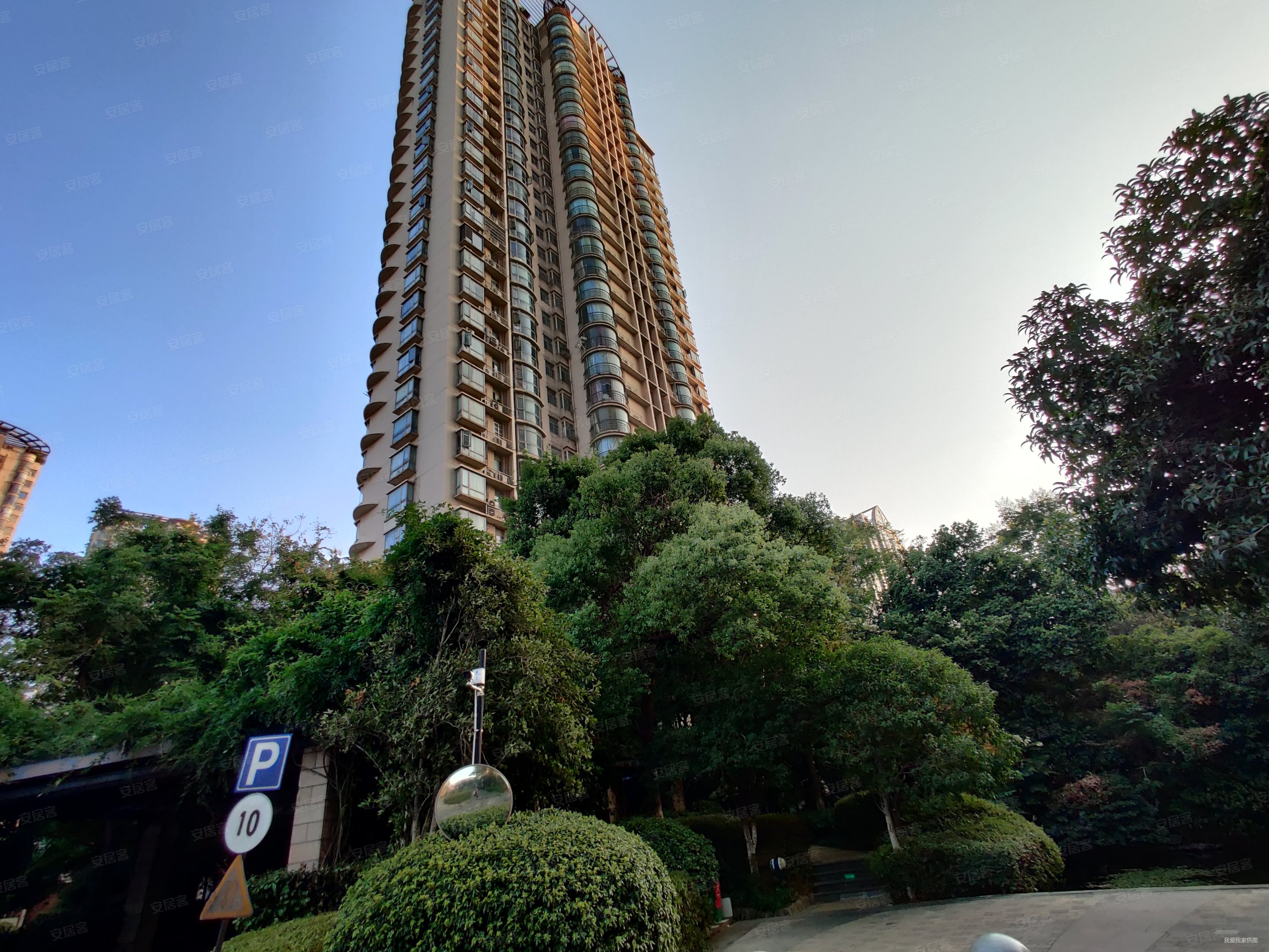八一广场北京西路武商旁广场南路老福山附近花园小区房景观好,恒茂国