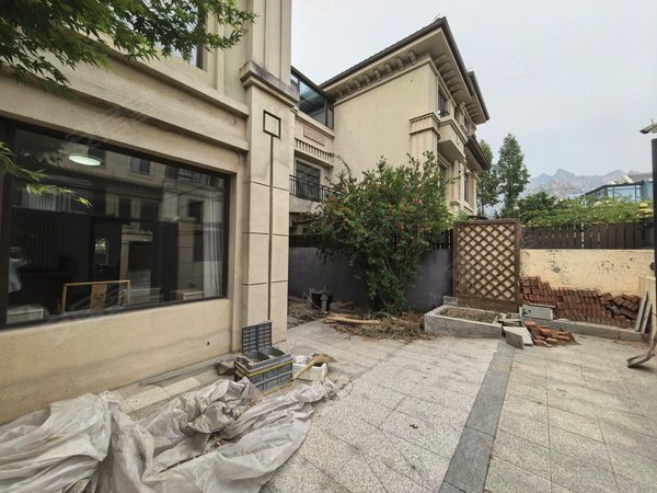 青岛黄岛东方影都大溪谷(一期别墅)大溪谷