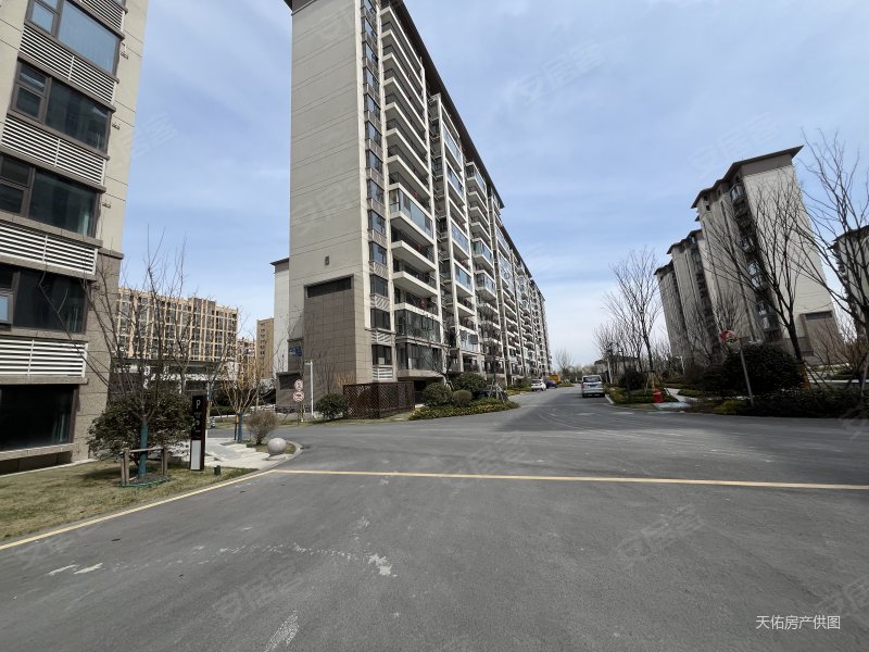 城东碧桂园珺尚府精装3室88.8万出售