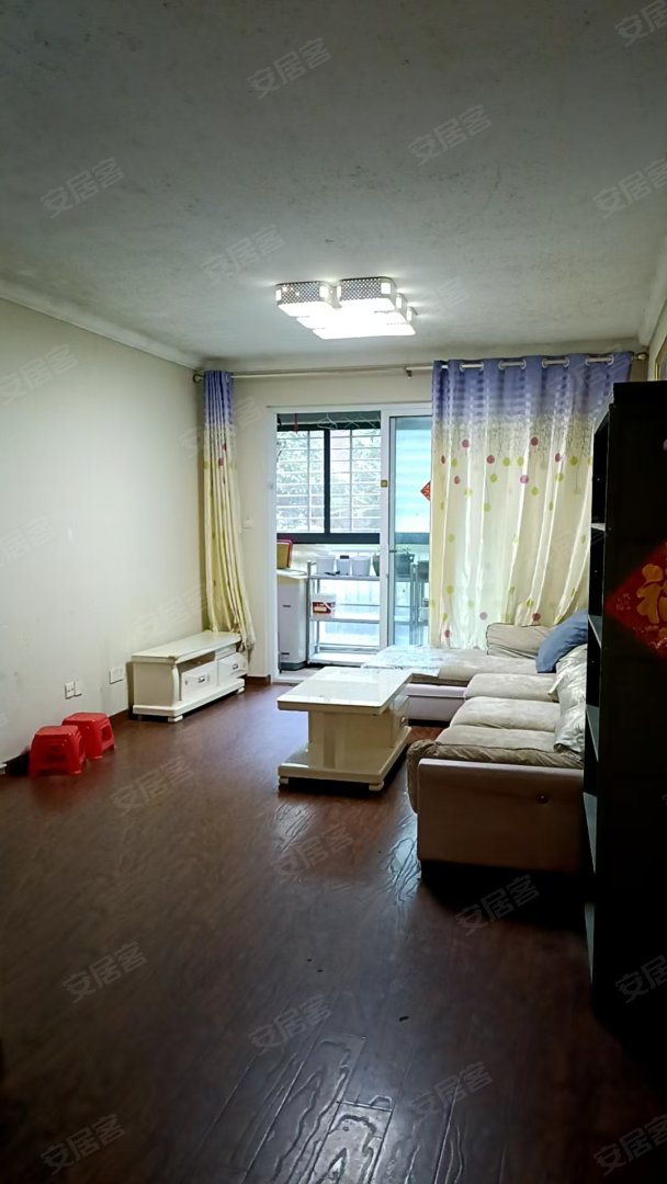 滨湖万科城 3室2厅1卫