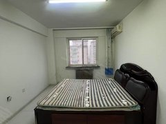 丹东振兴万达万达附近，知春园电梯一室精装，家电齐全800不包物业取暖出租房源真实图片