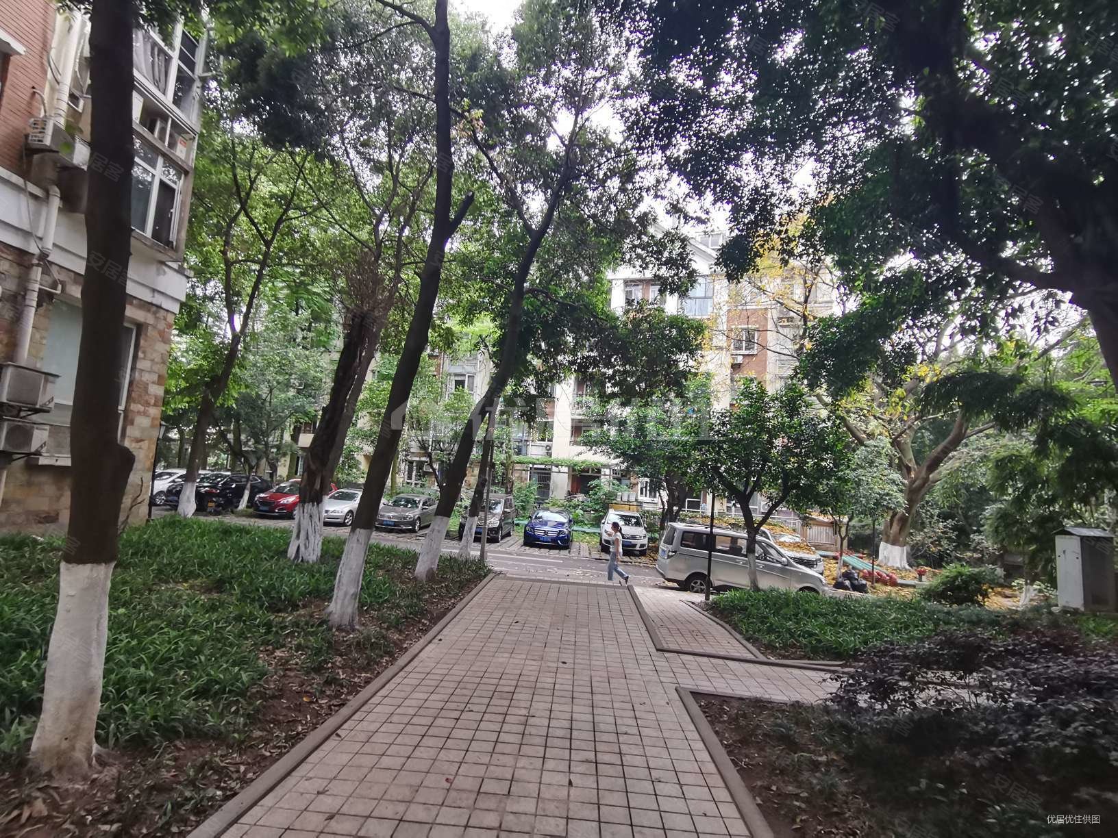 天骄美茵河谷洋房顶跃153平精装四房158万