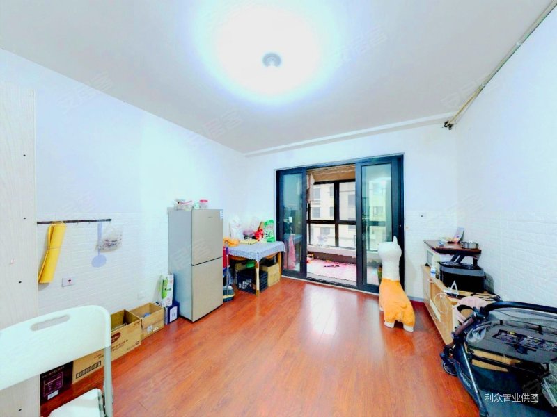 地铁小镇 中南山锦花城 三房 出价谈的好房子 急售啦