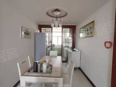 固原原州新时代购物中心下东海三楼两室干净整洁出租房源真实图片