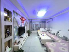 巴音郭楞库尔勒华凌新市区天百旁龙源大厦三室带空调精装家具,家电齐全出租房源真实图片