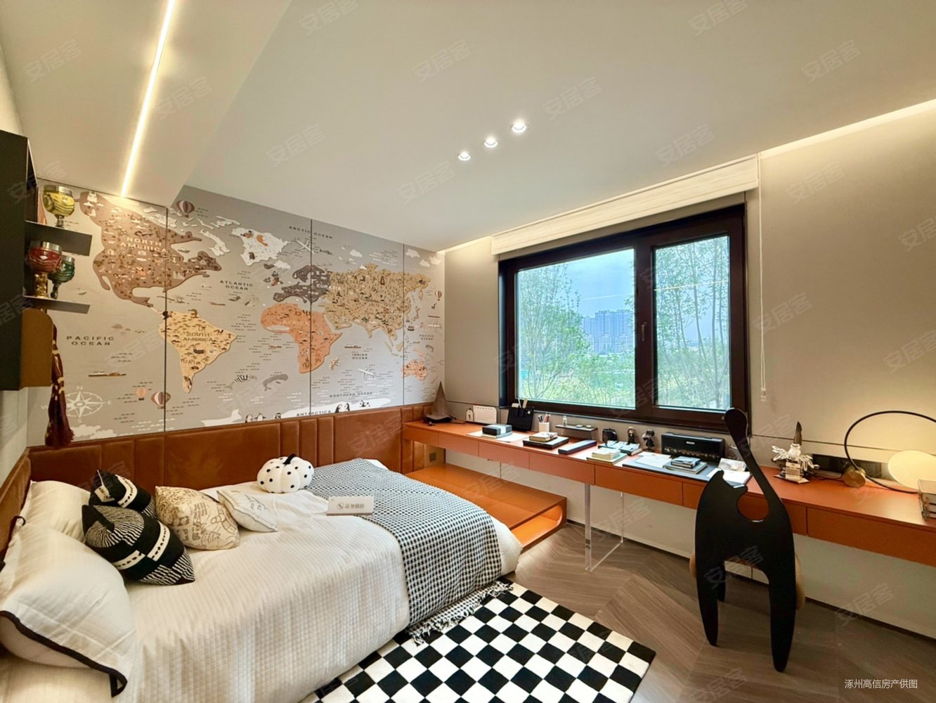 金品世家4室2厅2卫151㎡南北135万