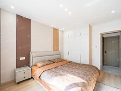 上海黄浦蓬莱公园西藏南路1335号楼 2室2厅1卫 93平 拎包入住出租房源真实图片