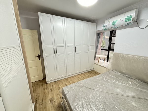 重庆九龙坡奥体中心中新城上城上城花园袁家岗近轻轨 近重医 精装修两房 可短租出租房源真实图片