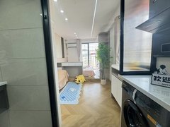 厦门海沧马青路海沧新垵地铁附近精装单间交通方便采光通透押一付一价格面议出租房源真实图片