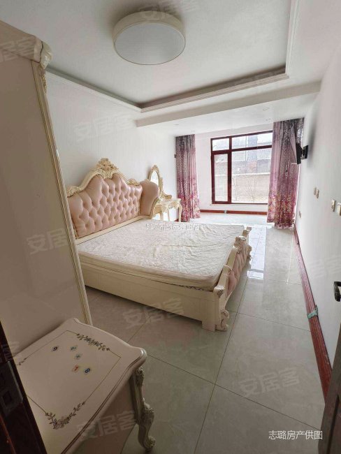 h河景房,一楼带花园,屋里干净立正,海伦豪森二手房,22万,2室1厅,1卫