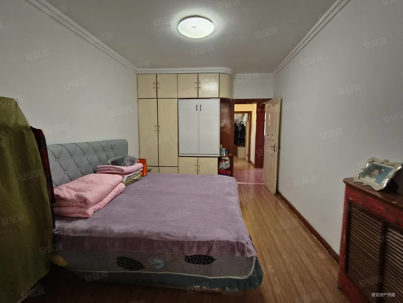 印染厂家属院3室2厅2卫120.78㎡南北218万