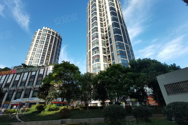 华丽家族汇景天地(公寓住宅)