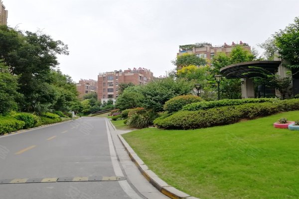 南京小区 栖霞小区 仙林大学城小区 保利紫晶山 保利紫晶山怎么样发布