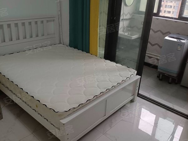 上海松江车墩松南城华杰苑直租!