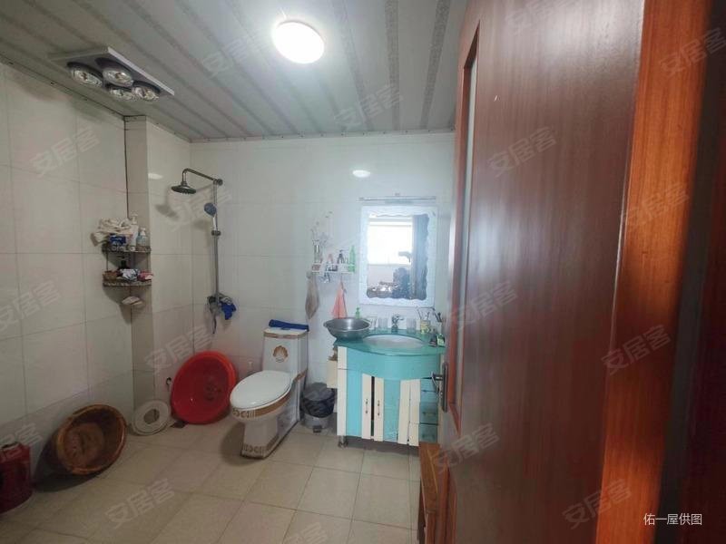 龙池花园 商品住宅 临地铁 三居 密度低 小区新