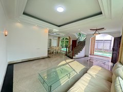 佛山顺德顺德碧桂园超值价 拼手速 安静舒适温馨。超大花园 拎包入住 保养很好出租房源真实图片