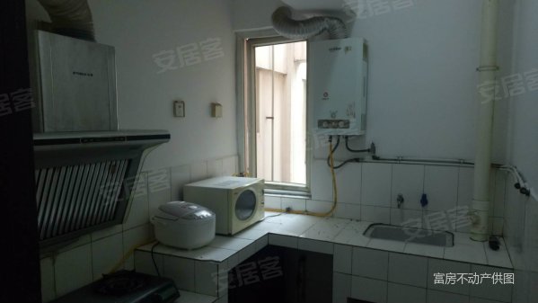 天府新区华阳城中心 缤纷广场 三室两厅一卫精装98万诚心出售