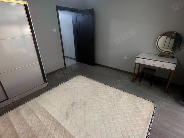 【多图】梅川一街坊,长风租房,精装一房,15号线梅林北路地铁口,可养