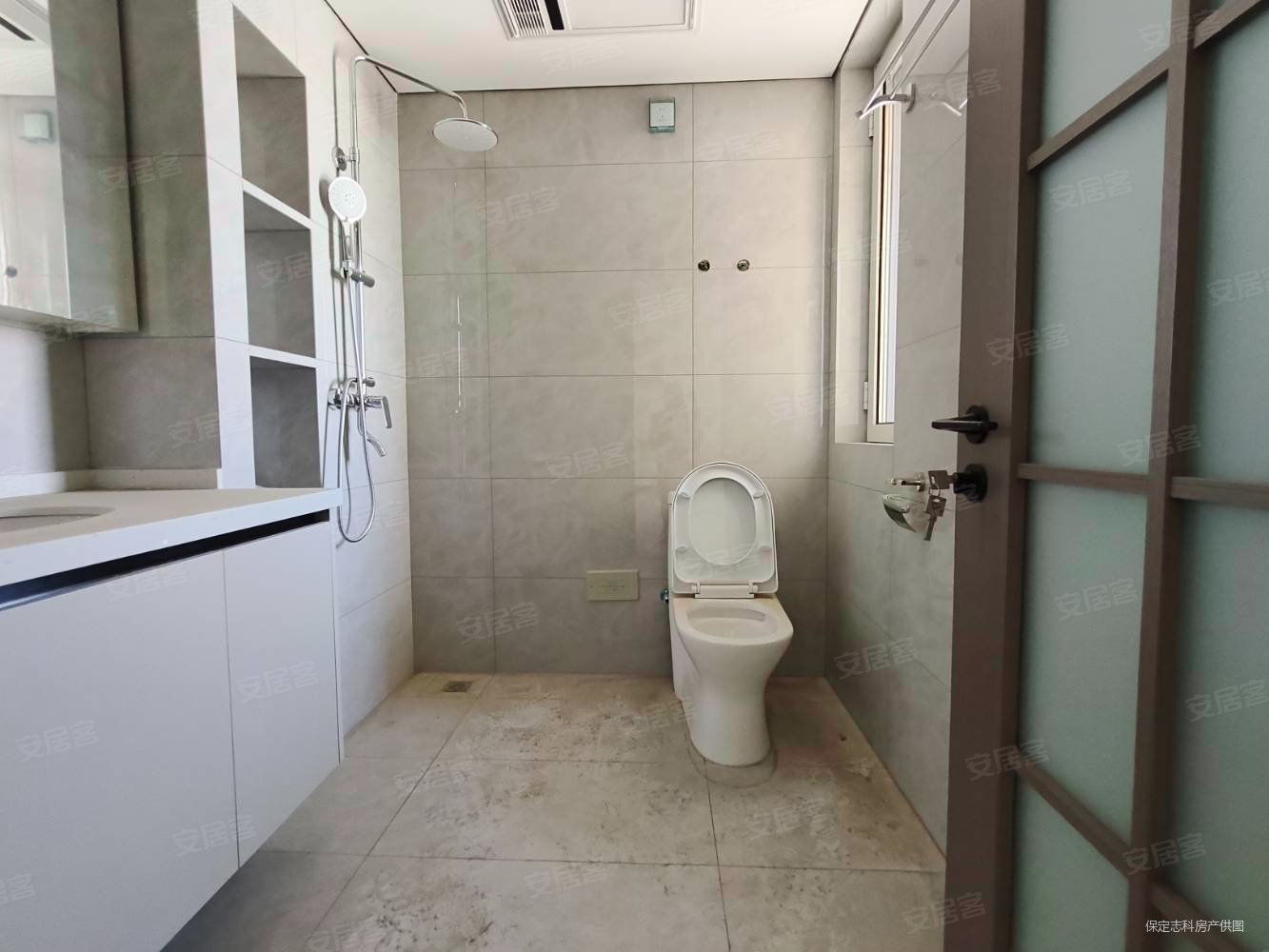 中国府3室2厅2卫127㎡南北139万