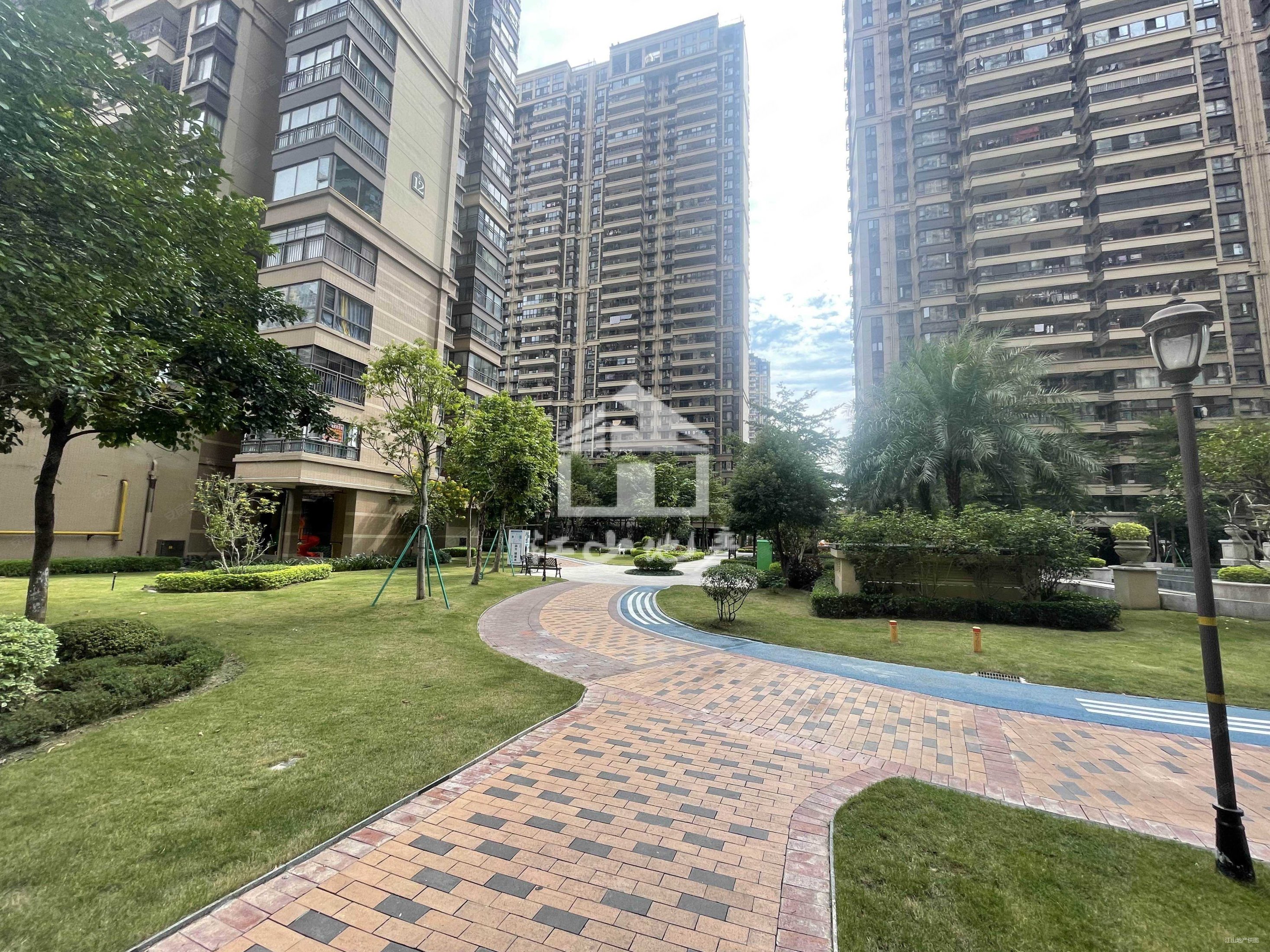 中海悦公馆4房2厅150万