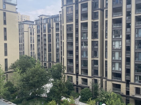 绍兴柯桥华舍祥生群贤府御园群贤府御园精装一室一厅 拎包入住 朝南