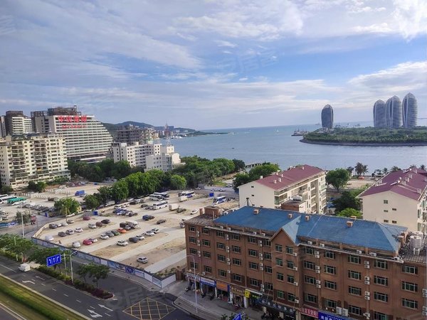 三亚天涯胜利路海岸一线三亚湾!胜利路!