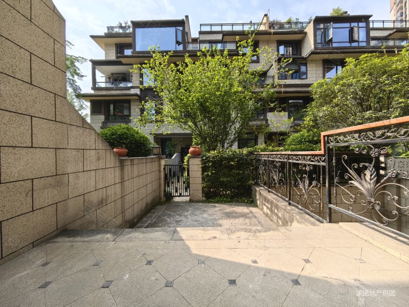 天府四街北辰 叠拼带地下室 户型空间可变 性价比高 诚售,北辰香麓