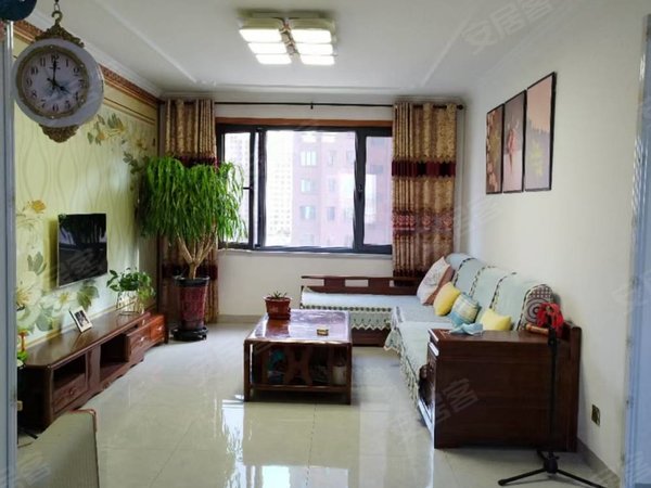 包头滨河新区滨河购物街胜源滨河新城优越小区，房屋采光好，精装修，拎包入住，家里干净整齐。出租房源真实图片