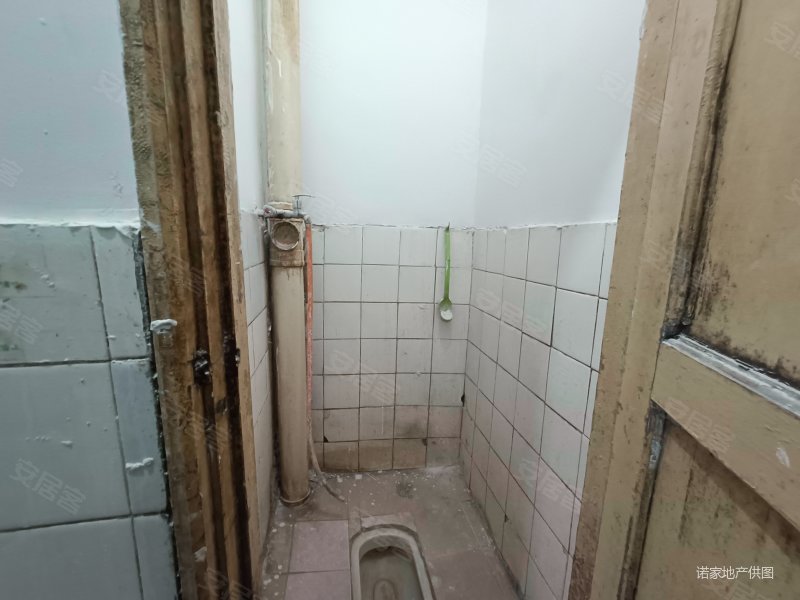 76中学交通便利南北通透近医院商业配套成熟近地铁