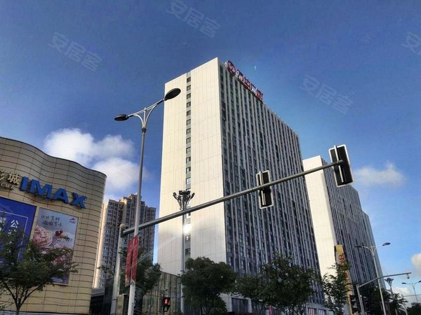 【多图】万达广场(金山),金山新城租房,万达公寓2号楼榻榻米带衣帽间