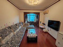 金昌金川人民文化广场6号区精装修两室一厅配新洗衣机冰箱，有热水器1200出租房源真实图片