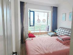 丹东振安九连城街玫瑰港湾 江景房 电梯19楼 精装二室 包物业不包取暖拎包住出租房源真实图片