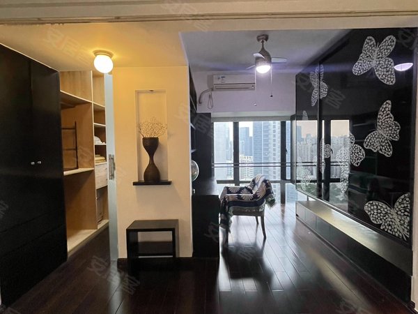 深圳南山科技园博海名苑博海名苑高层,新空出,拎包入住,随时看房,装修