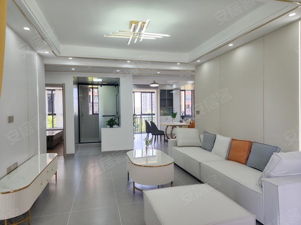 抚州临川临川华萃庭院华萃庭院2房2厅 生活便利9月21新出干净整洁拎包