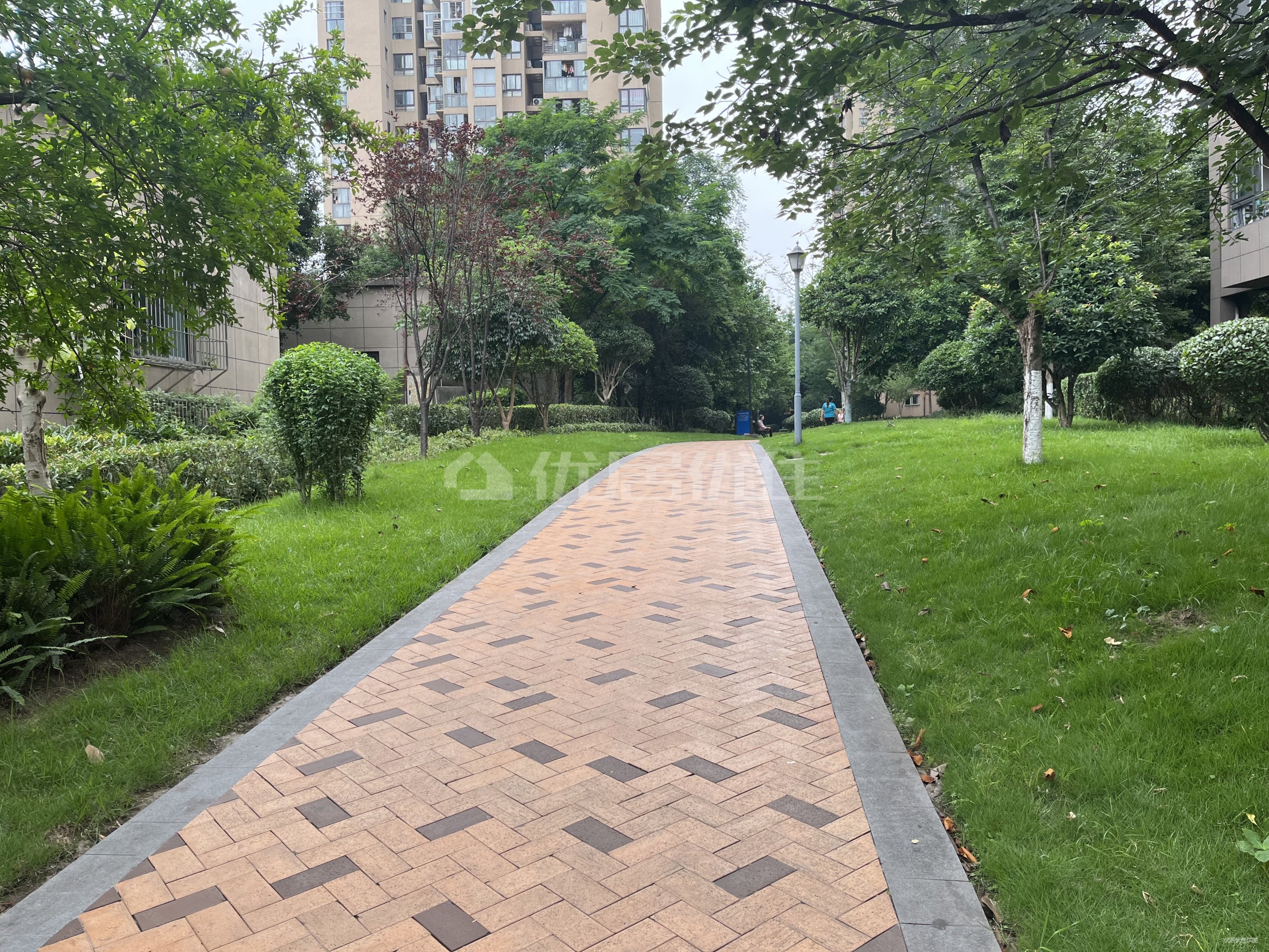 精装 88万元 和泓四季 3室 电梯房 南北通透 81平 楼