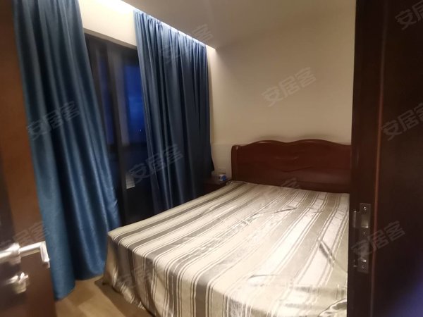 三亚天涯凤凰路北段珠江俪豪出租三亚湾亿恒夜市对面 珠江俪豪精装大