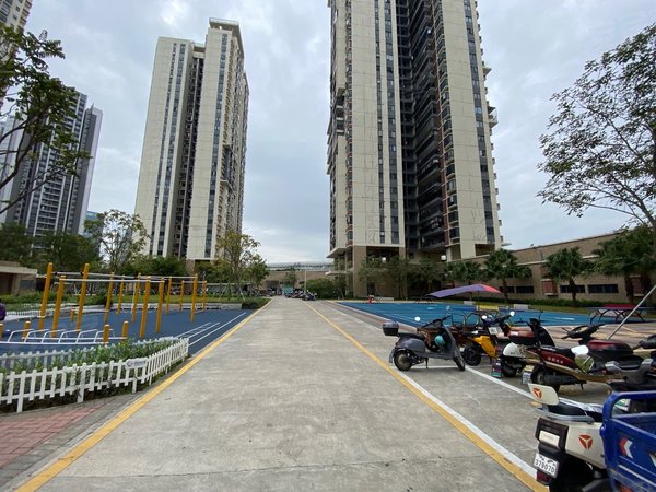 深圳光明光明光明新村光明新村 深实验旁 大三房拎包入住 民水民电