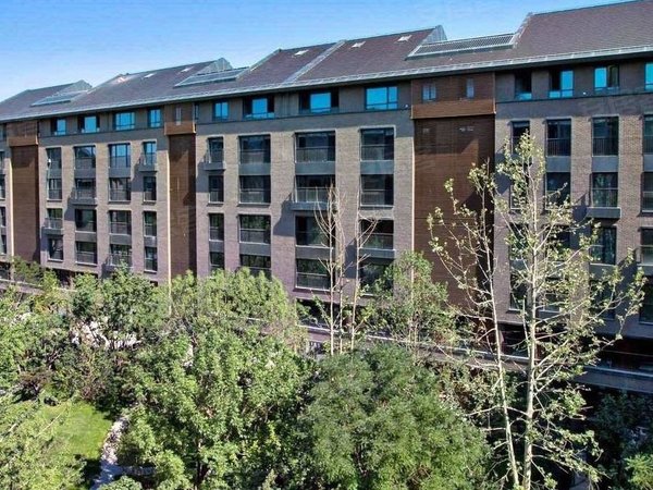 北京海淀万柳万柳书院万柳书院精装大平层,家电齐全带车位,三面采光