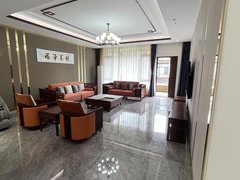 弥勒湖泉片区湖泉生态园熙和精装别墅,9600一个月可谈,拎包入住,前后花园160平出租房源真实图片