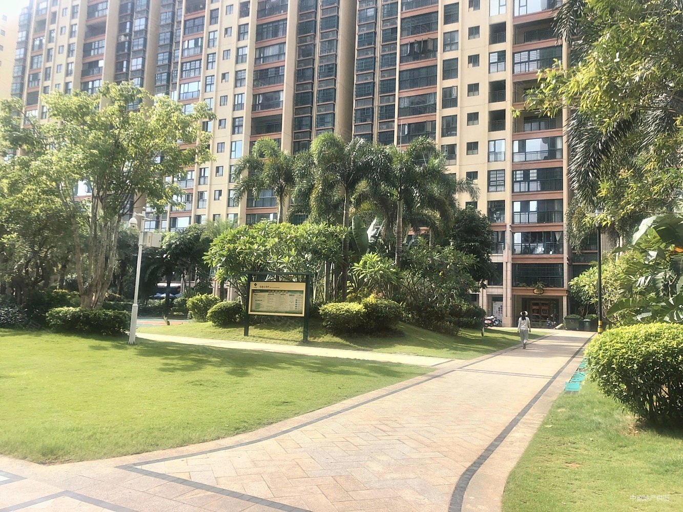 采光通风不错,南海幸福城二手房,240万,4室2厅,2卫,120平米-海口安居