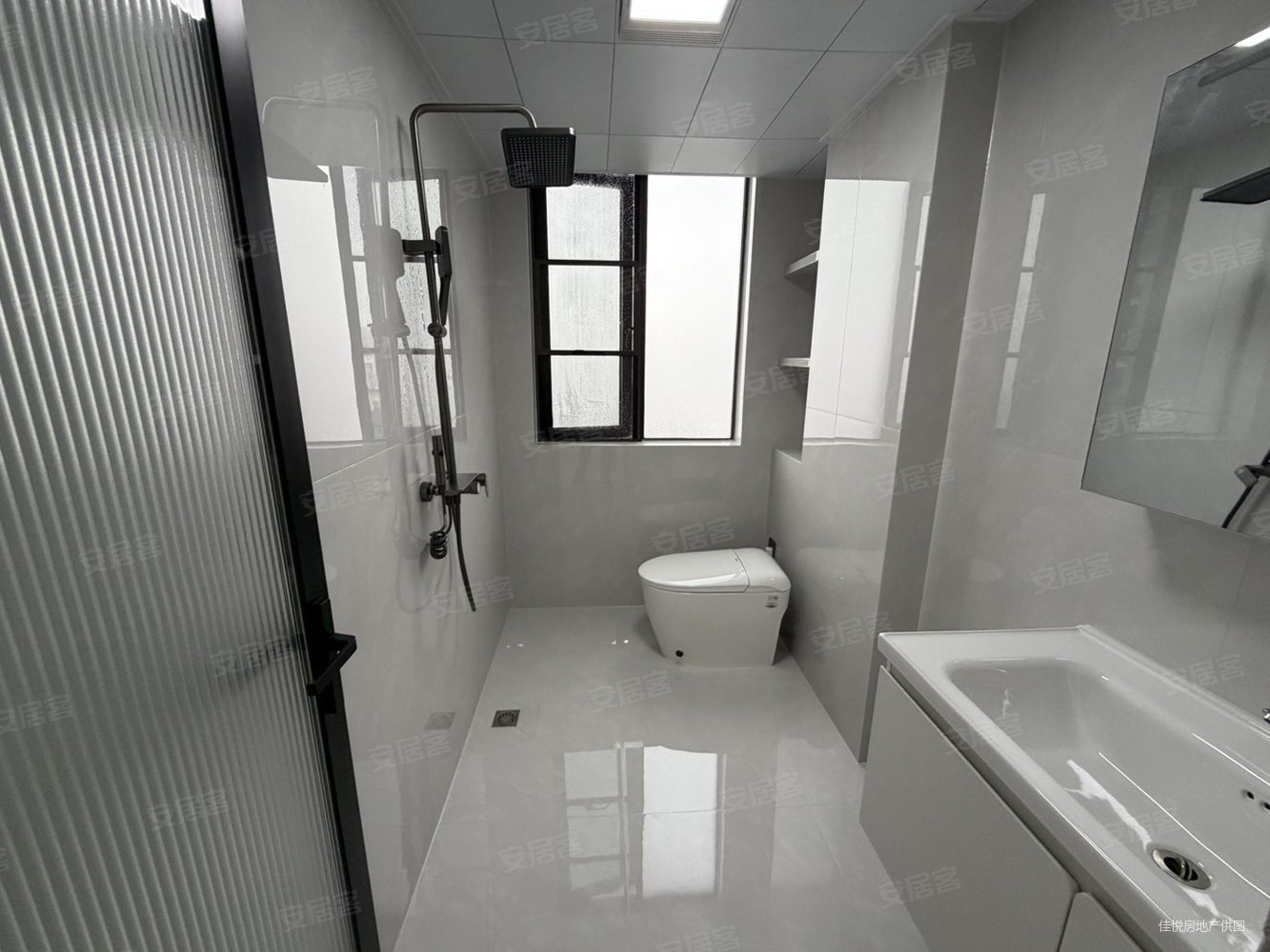 盛景苑4室2厅2卫125.5㎡南北89万